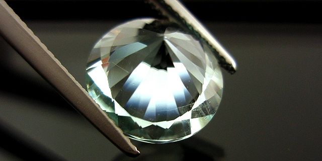 ブラジル産アンブリゴナイト☆ラウンド11mm☆4.81ct.