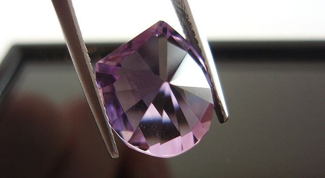 アフリカ産アメシスト☆ファンシー11.5x10.7☆6.88ct.