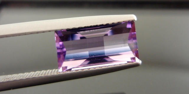 ブラジル産アメシスト☆ファンシー12x6☆2.85ct.