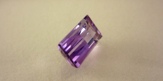 ブラジル産アメシスト☆ファンシー12x6☆2.85ct.