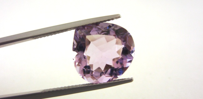 ブラジル産アメシスト☆ハートシェイプ14mm☆8.16ct.