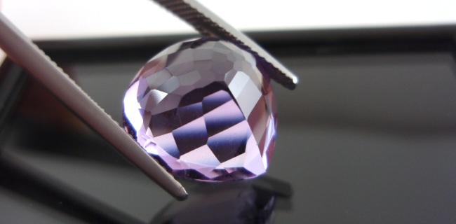 ブラジル産アメシスト☆ハートシェイプ14mm☆8.78ct.