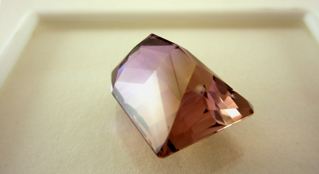 ブラジル産アメトリン☆ファンシー19.5x17.7☆36.62ct.