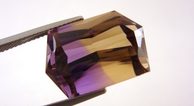 ブラジル産アメトリン☆ファンシー19ｘ13☆17.47ct.