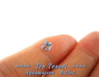 モザンビーク産アクアマリン☆スクエアシェイプ4ｍｍ☆0.25ct.