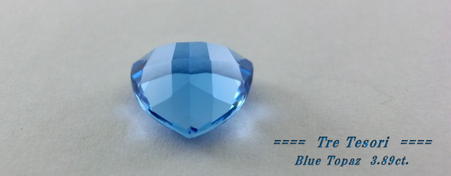 ブラジル産ブルートパーズ☆トリリアントシェイプ10mm☆3.89ct.