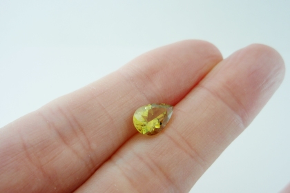 ザンビア産カナリートルマリン☆ペアシェイプ10x7mm☆1.86ct.