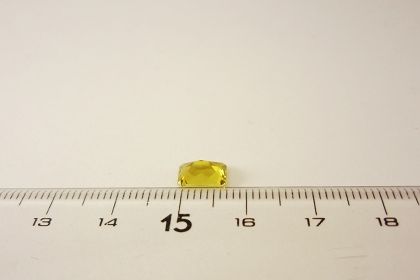 ザンビア産カナリートルマリン☆ラディアント8x6mm☆1.30ct.