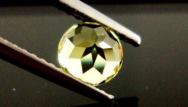 ザンビア産カナリートルマリン☆ラウンド5.5ｍｍ（ペアセット）☆1.48ct.