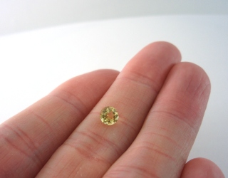 ザンビア産カナリートルマリン☆ラウンド5mm☆0.50ct.