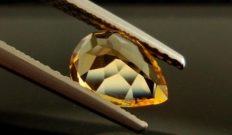 ブラジル産シトリン☆ペアシェイプ8ｘ6☆0.92ct.