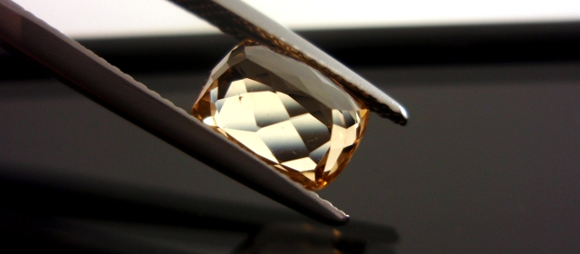 ブラジル産インペリアルトパーズ(ペアセット）☆クッションシェイプ☆約9ｘ7mm☆5.25ct.