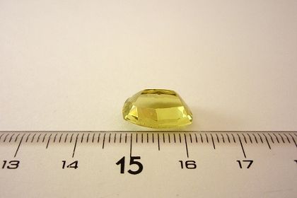 ブラジル産レモンクォーツ☆クッションチェッカー14x10☆5.68ct.