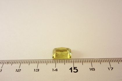 ブラジル産レモンクォーツ☆オクタゴン11x9☆4.10ct.