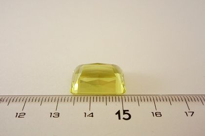 ブラジル産レモンクォーツ☆オクタゴン18x13☆15.34ct.