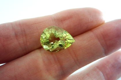 ブラジル産レモンクォーツ☆ペアシェイプ16x12☆7.77ct.