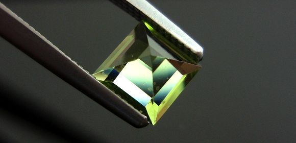 ペリドット☆スクエア☆5mm☆0.64ct.