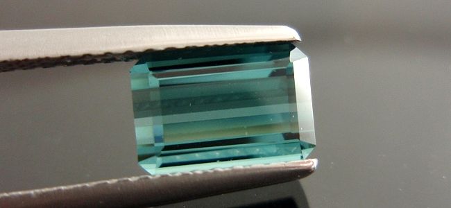 カシミール産ブルートルマリン☆オクタゴンシェイプ☆8x5mm☆1.30ct.