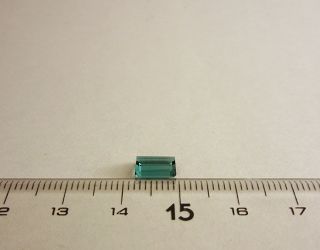 カシミール産ブルートルマリン☆オクタゴンシェイプ☆8x5mm☆1.30ct.