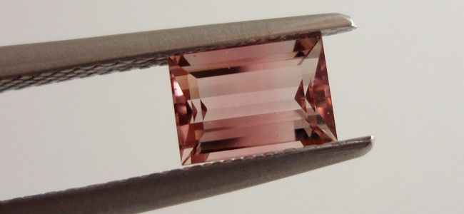 ナイジェリア産バイカラートルマリン☆バゲットシェイプ☆6.5x4.5mm☆0.85ct.