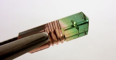 ブラジル産バイカラートルマリン☆ファンシーシェイプ☆12.3x4.4mm☆1.97ct.