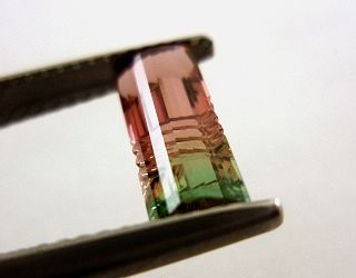 ブラジル産バイカラートルマリン☆ファンシーシェイプ☆12.3x4.4mm☆1.97ct.