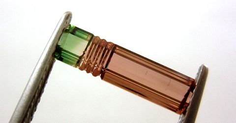 ブラジル産バイカラートルマリン☆ファンシーシェイプ☆12.5x3.5mm☆1.03ct.