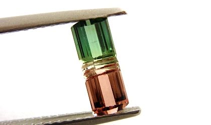 ブラジル産バイカラートルマリン（ペアセット）☆ファンシーシェイプ☆9.5x3.6mm☆1.67ct.