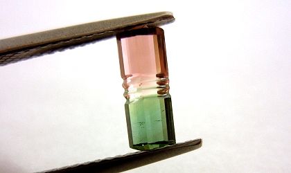 ブラジル産バイカラートルマリン（ペアセット）☆ファンシーシェイプ☆9.5x3.6mm☆1.67ct.